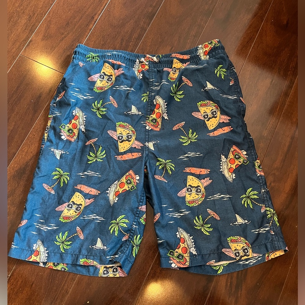⭐️ EUC - Old Navy Boys XXL (18) Bathing Suit Trunks